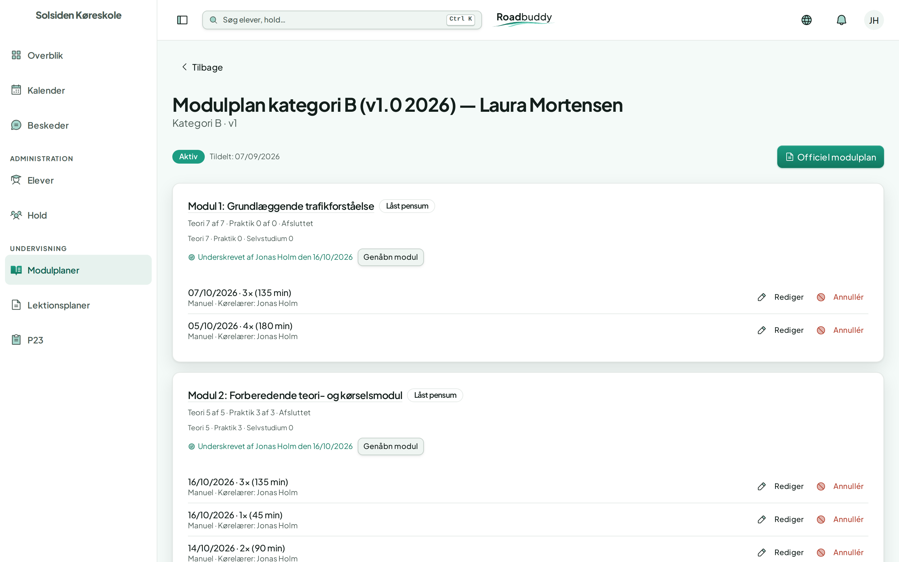 En elevs modulplan i Roadbuddy med modul 1 og modul 2 underskrevet af kørelæreren